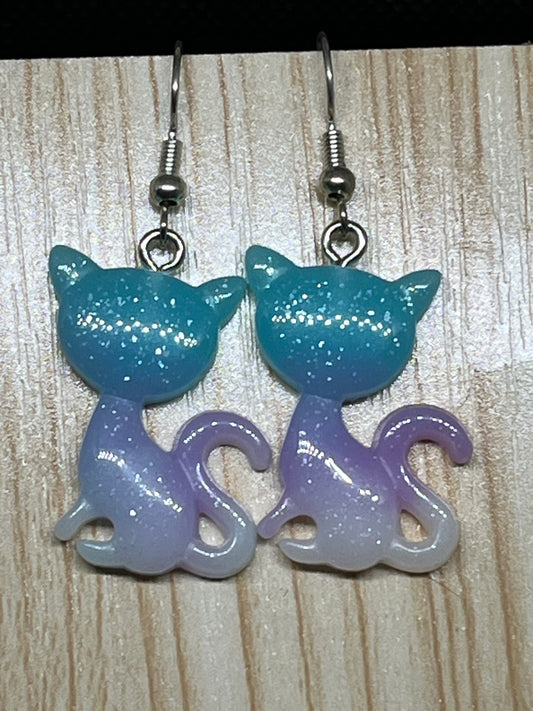 Cat earrings E355
