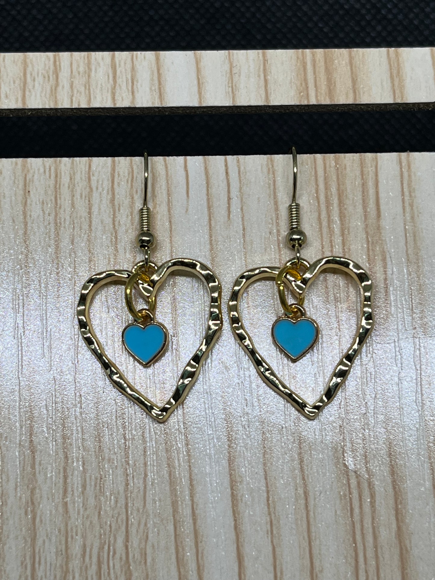 Heart earrings E573