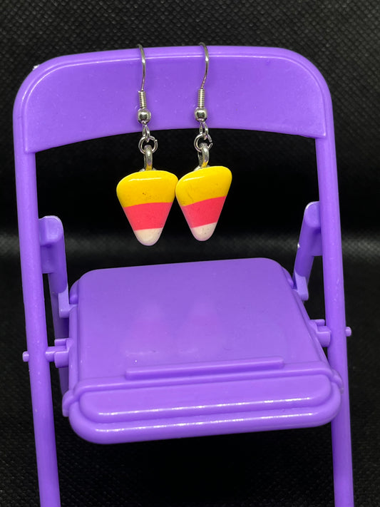 Candy corn earrings H27
