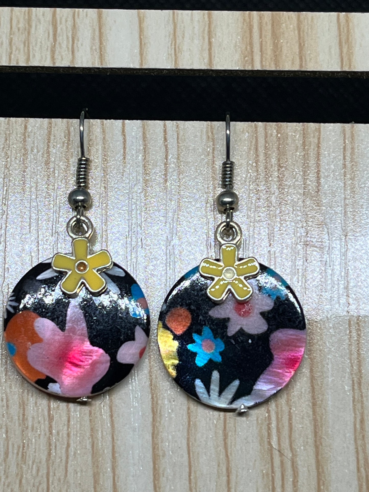 Flower earrings E169