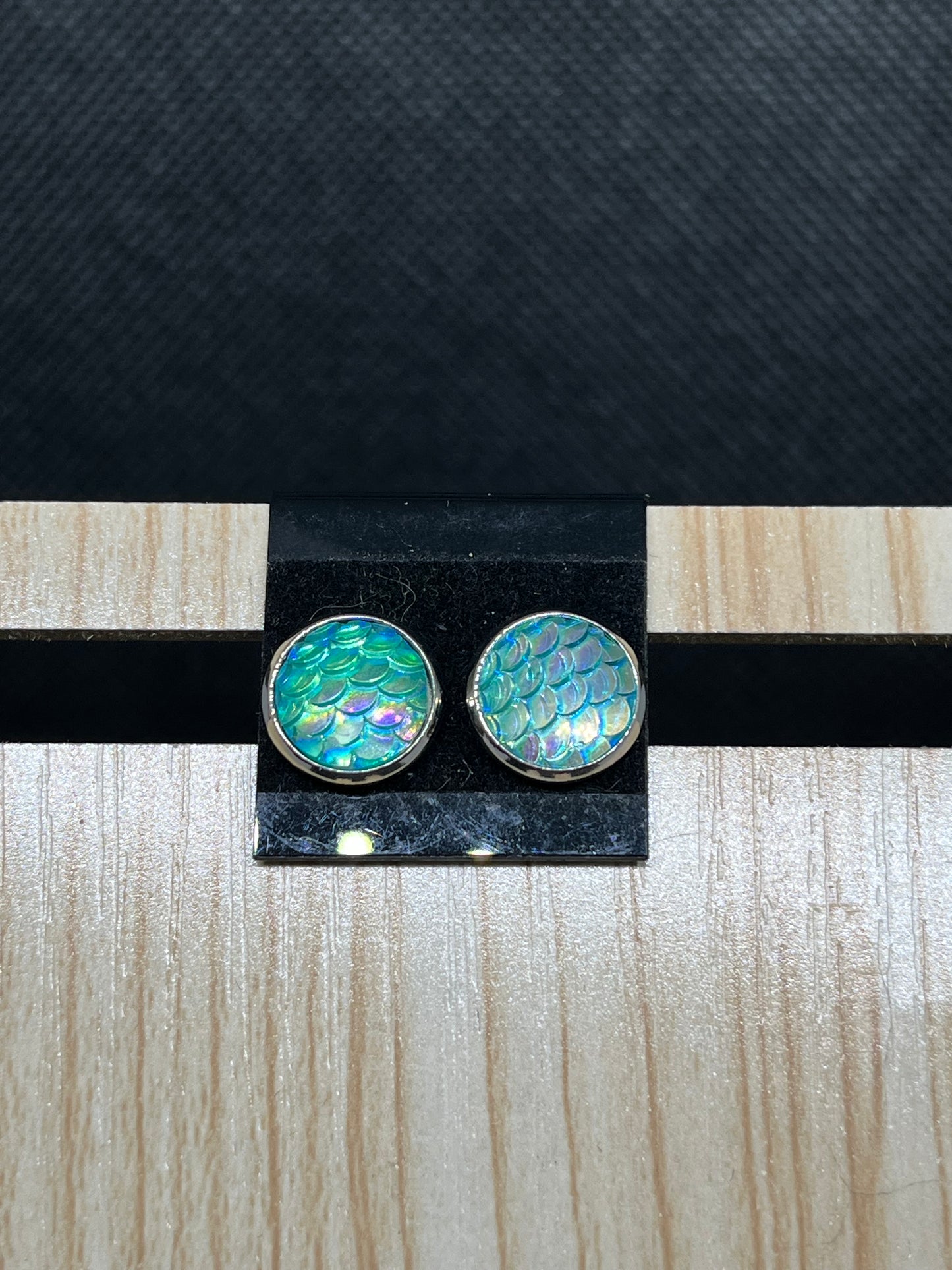 Iridescent aqua scale, stud earrings E863