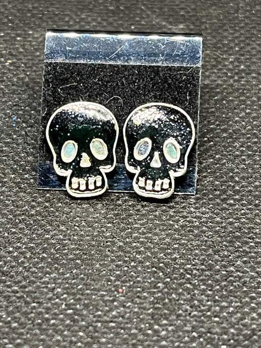 Black skull earrings H227