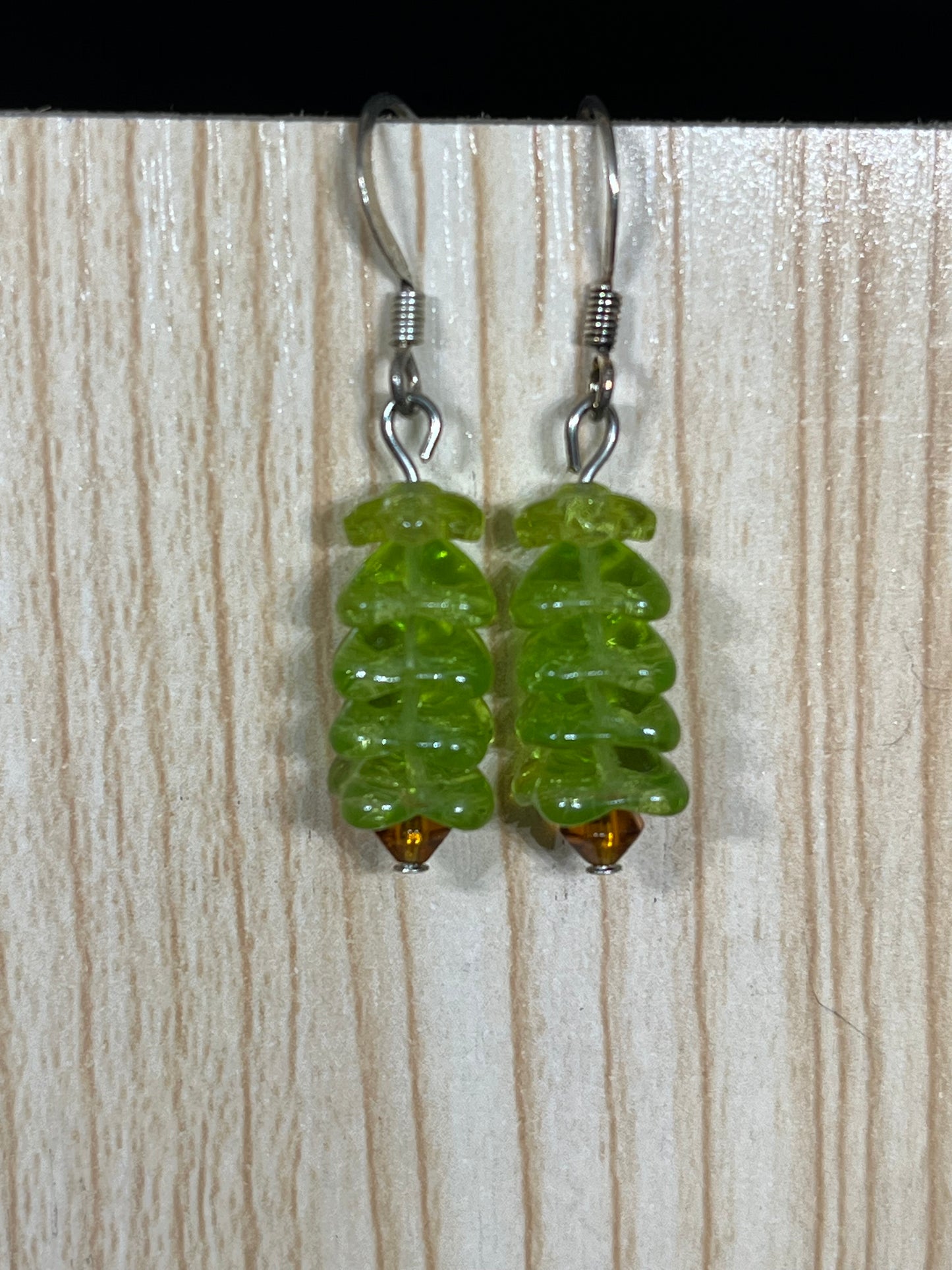 Christmas tree earrings C8A