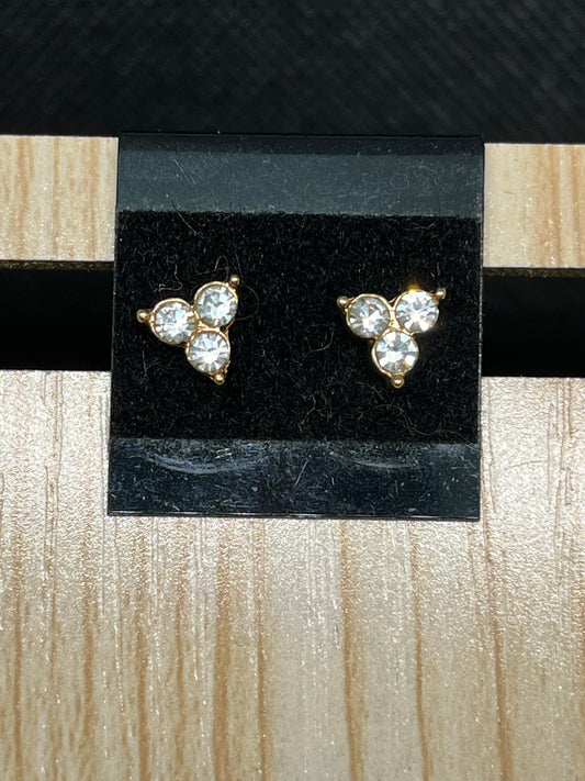 Tri-gem stud earrings E878