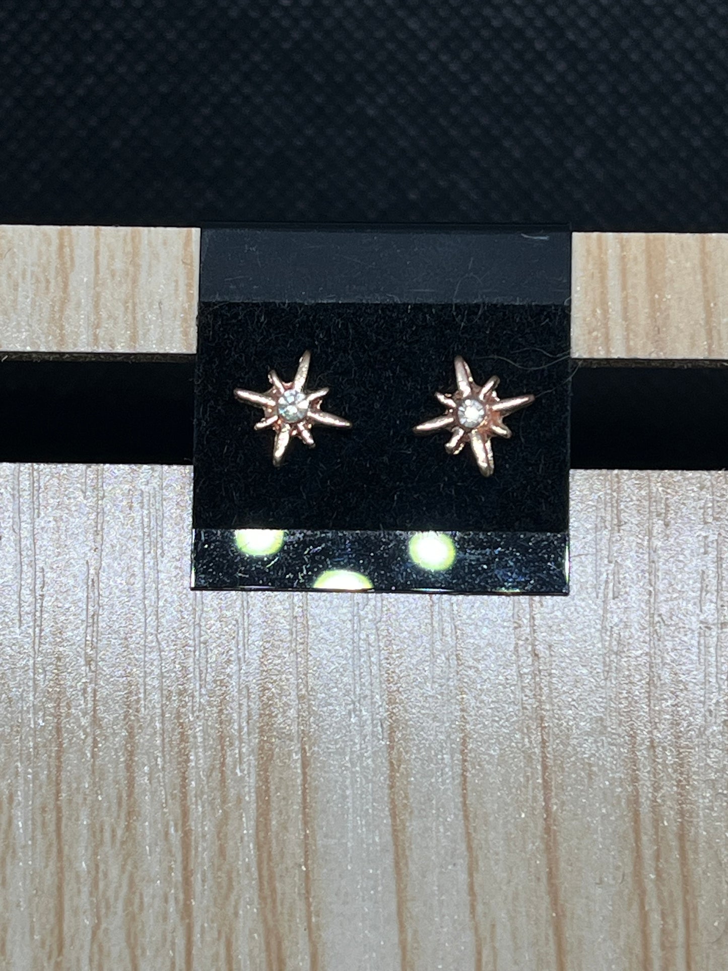 Rose gold star stud earrings E877