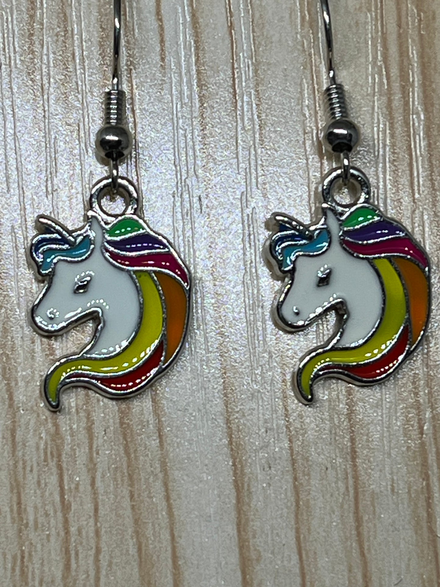 Unicorn earrings E725