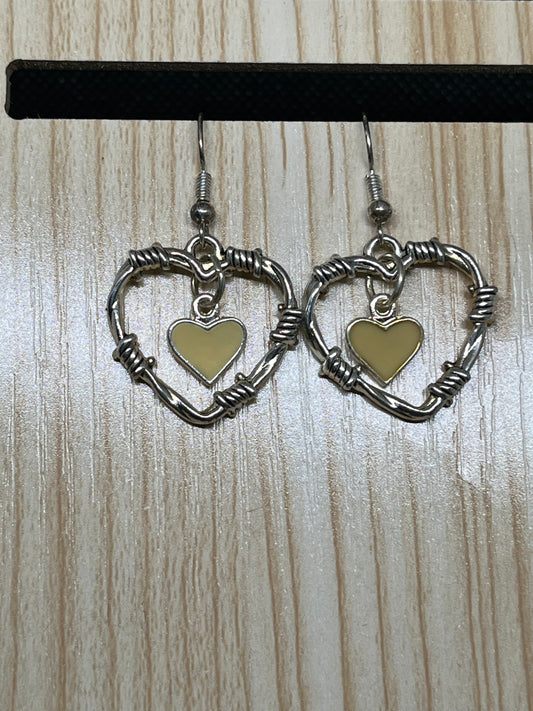 Heart earrings E582