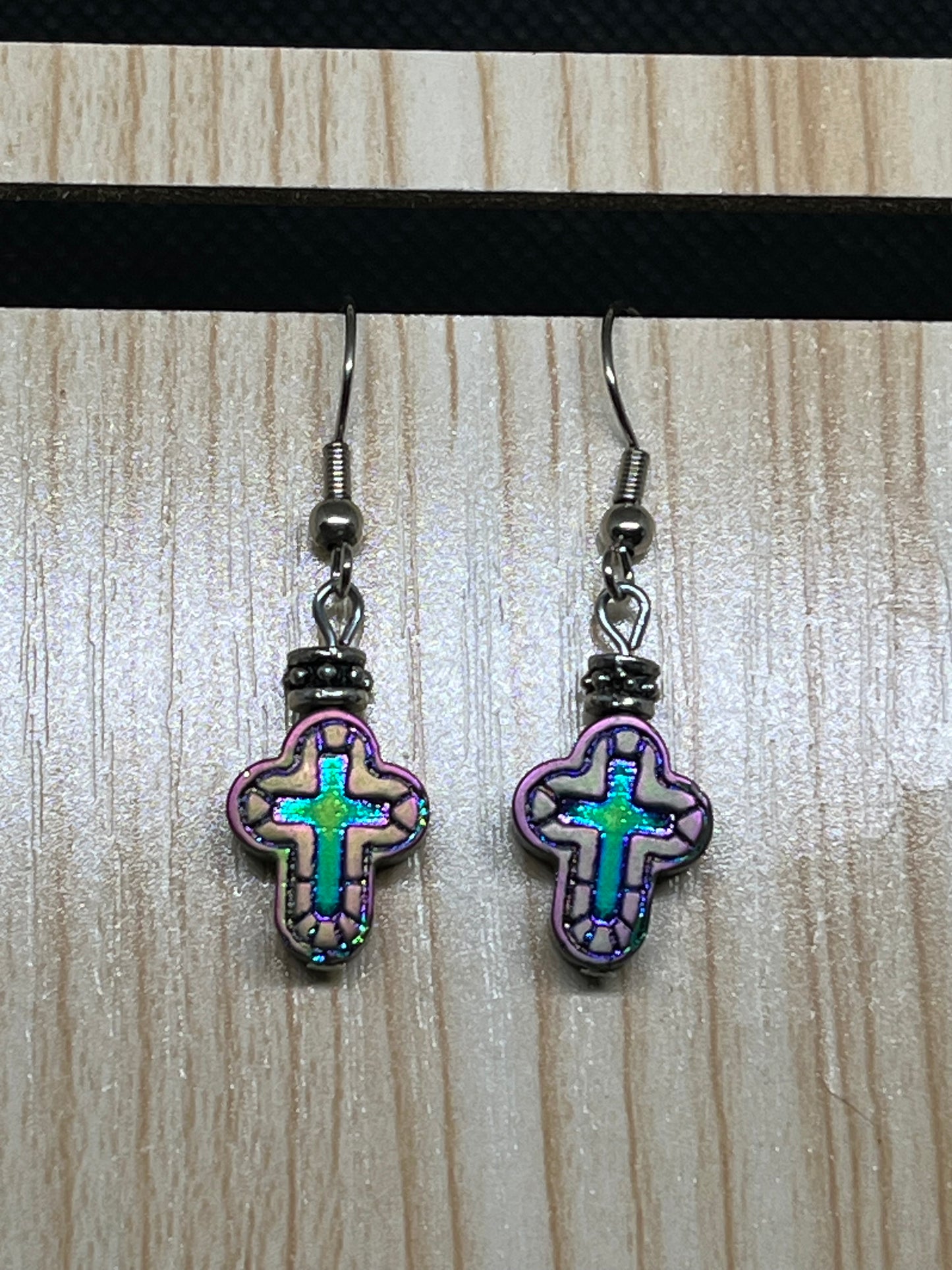 Cross earrings E466