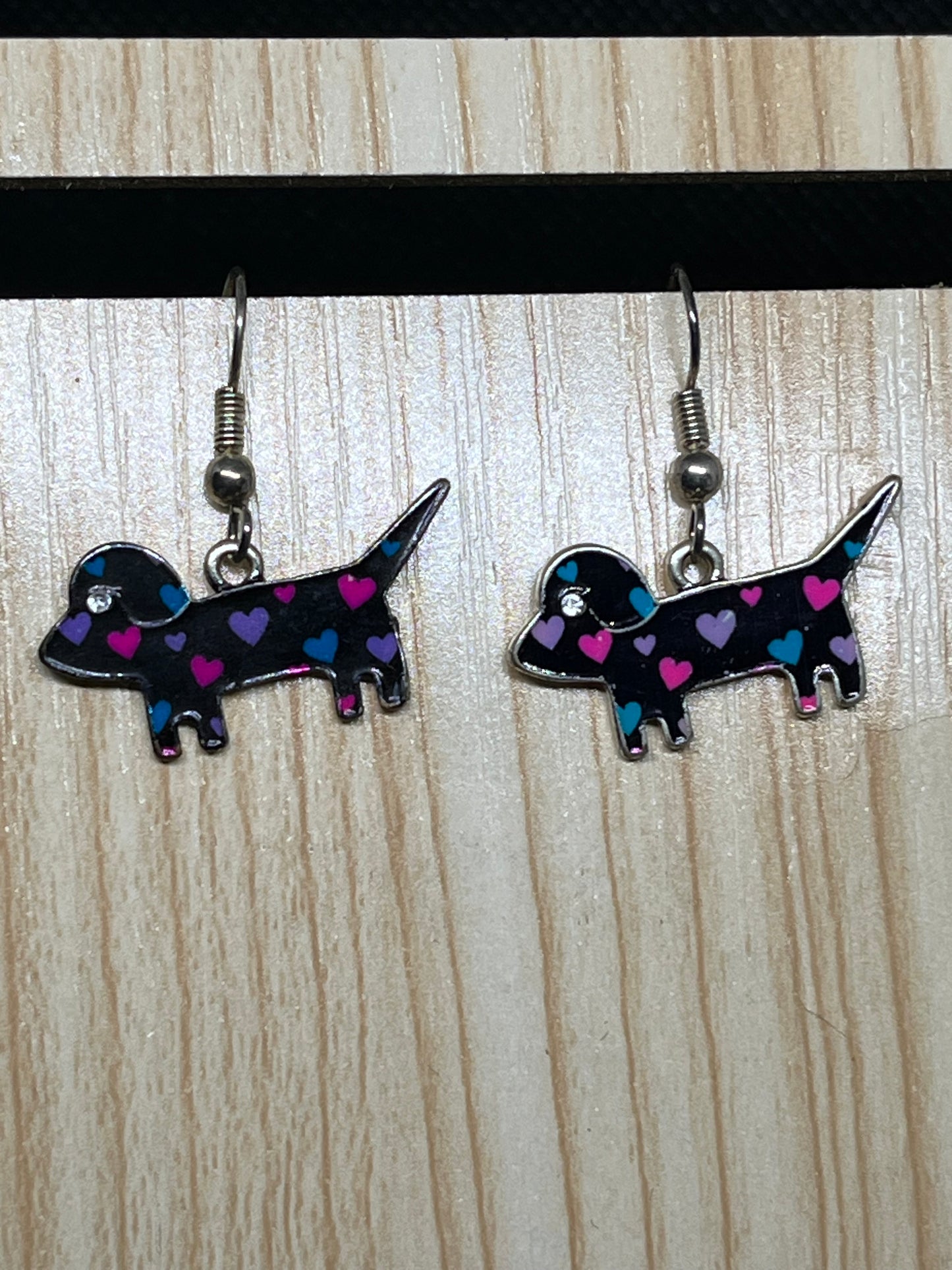 Dog earrings E399