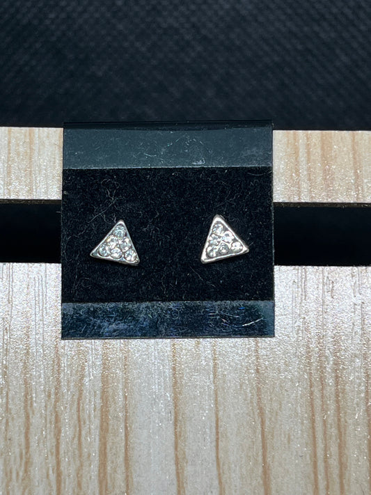Triangle gem stud earrings E900