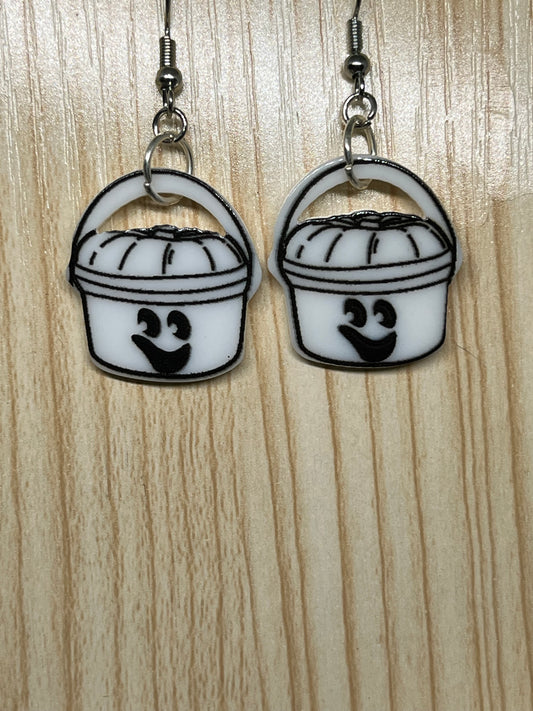 Ghost meal earrings H185