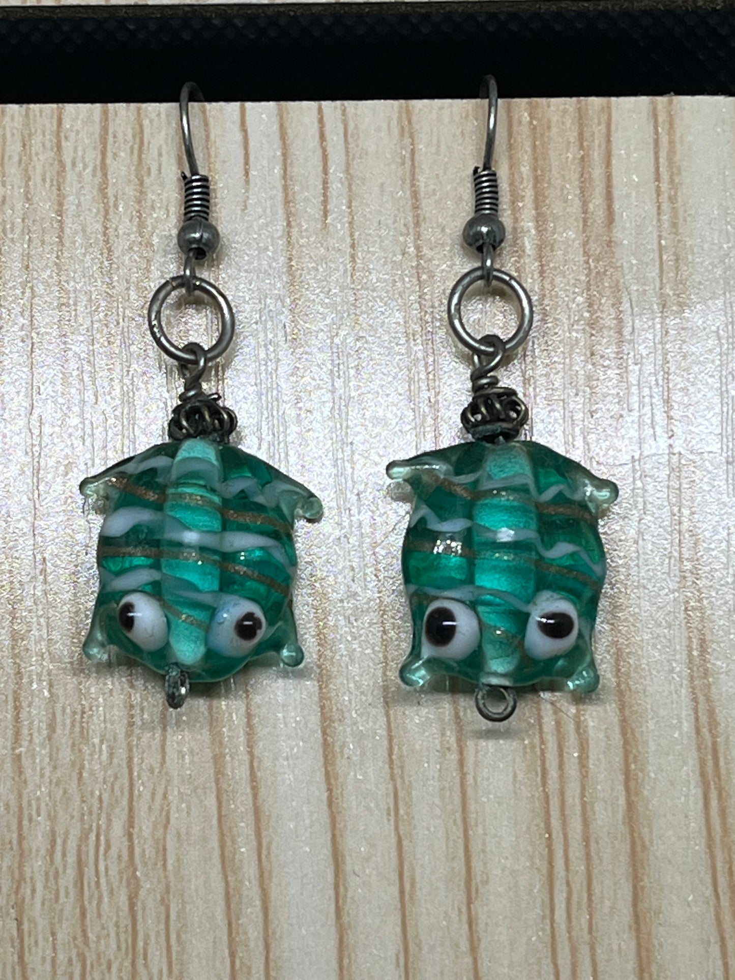 Frog earrings E324