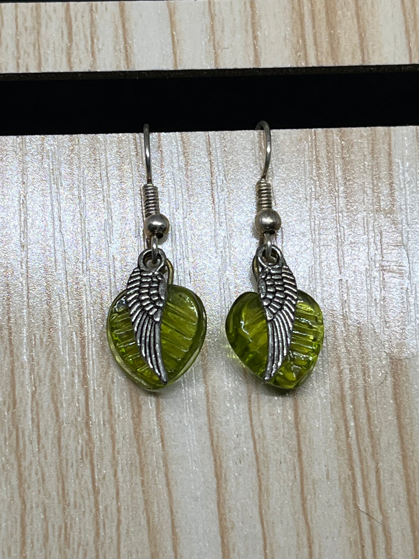 Wing earrings E489