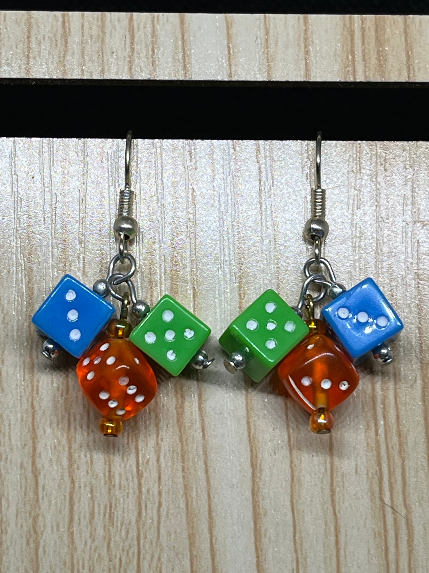 Fun earrings E642