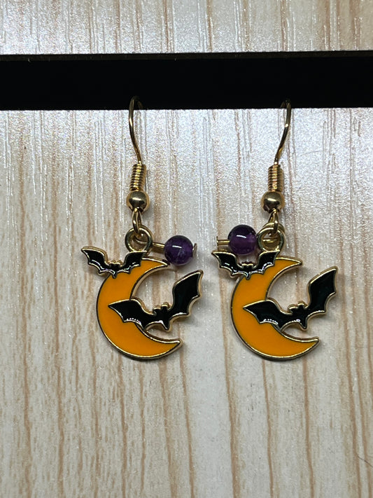 Bat and moon earrings H202