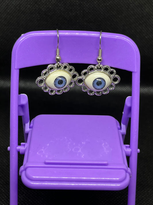 Eye earrings H30