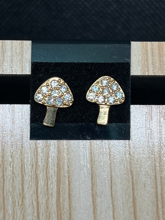 Gem mushroom stud earrings E882