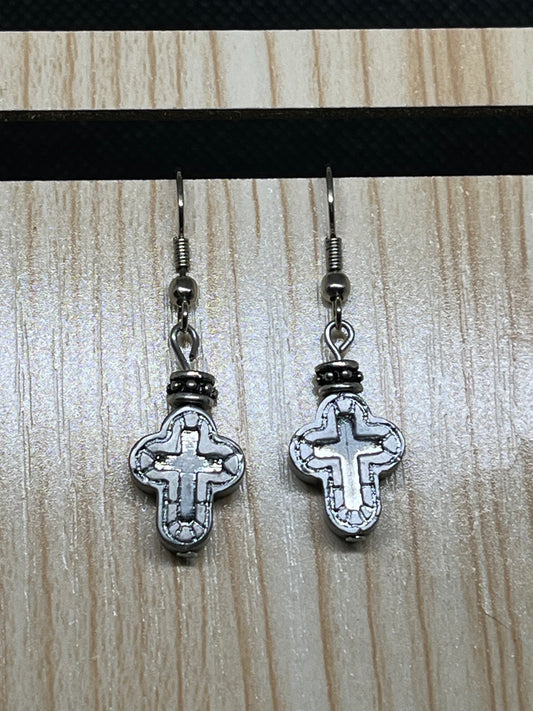 Cross earrings E467