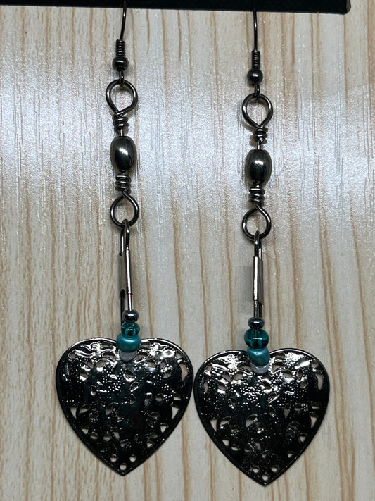 Heart earrings E541