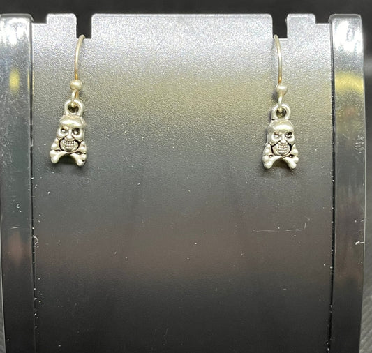 Skull earrings H79