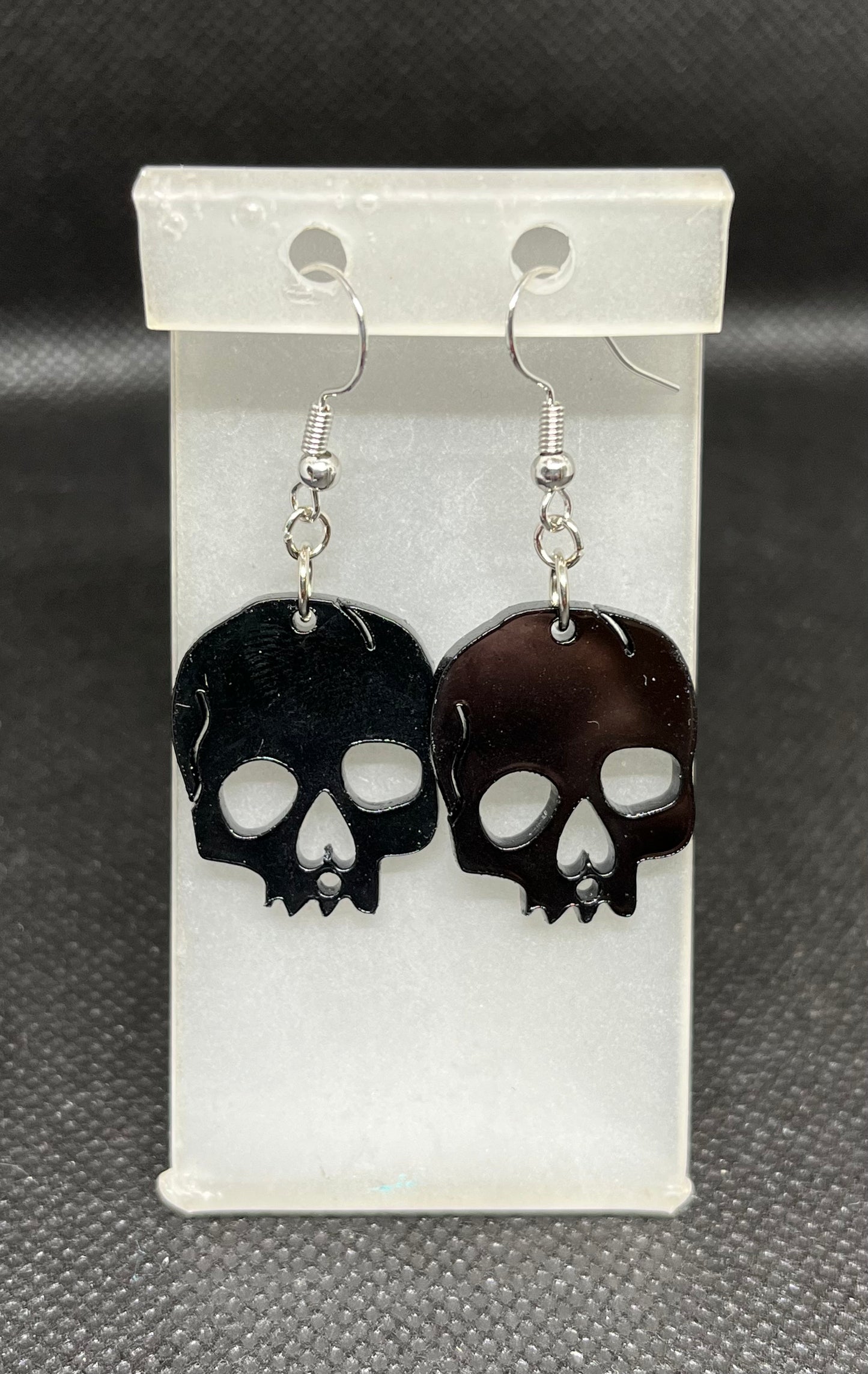 Skull earrings H67