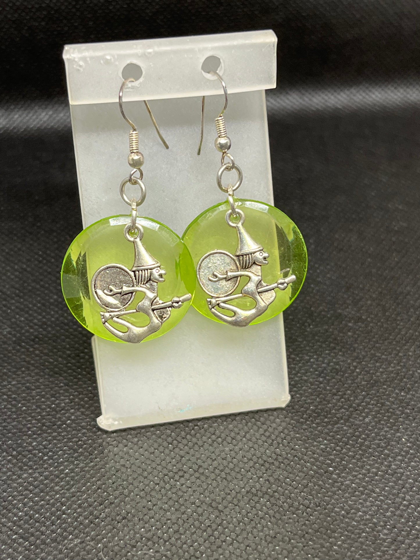 Witch earrings H100