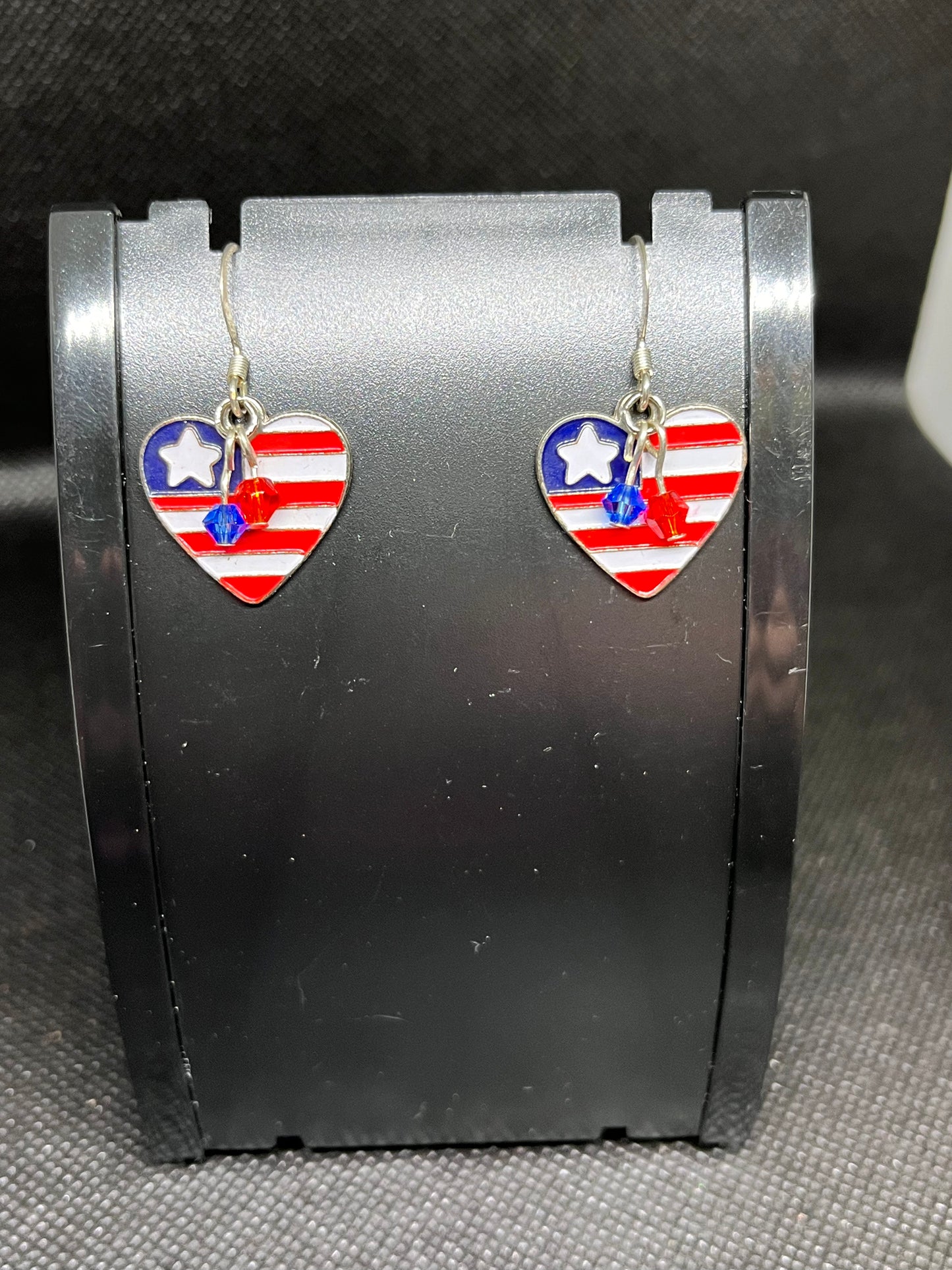 American heart earrings J3