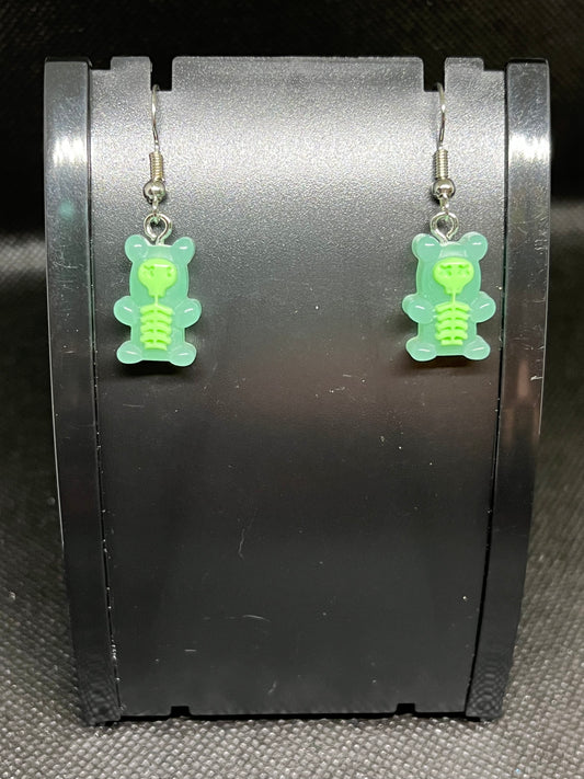 Scary bear earrings H91