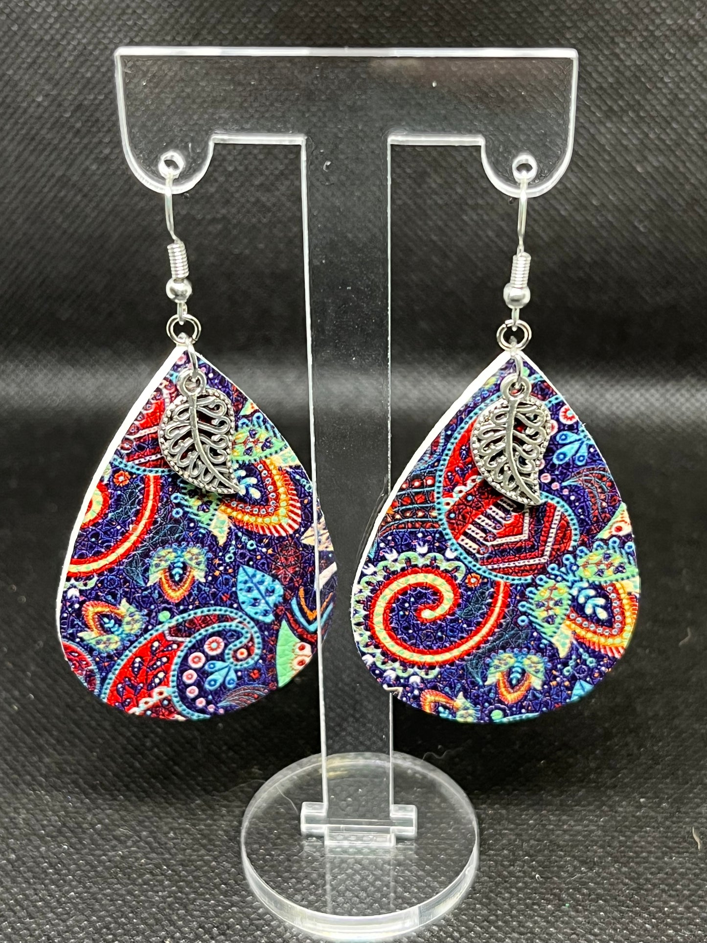 Leaf earrings